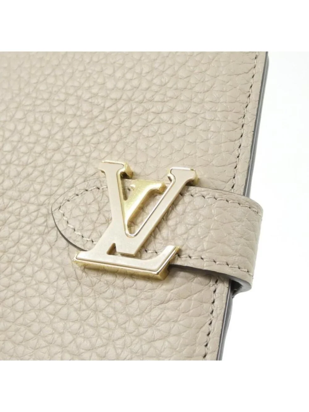 Louis Vuitton Taurillon LV Vertical Wallet Compact